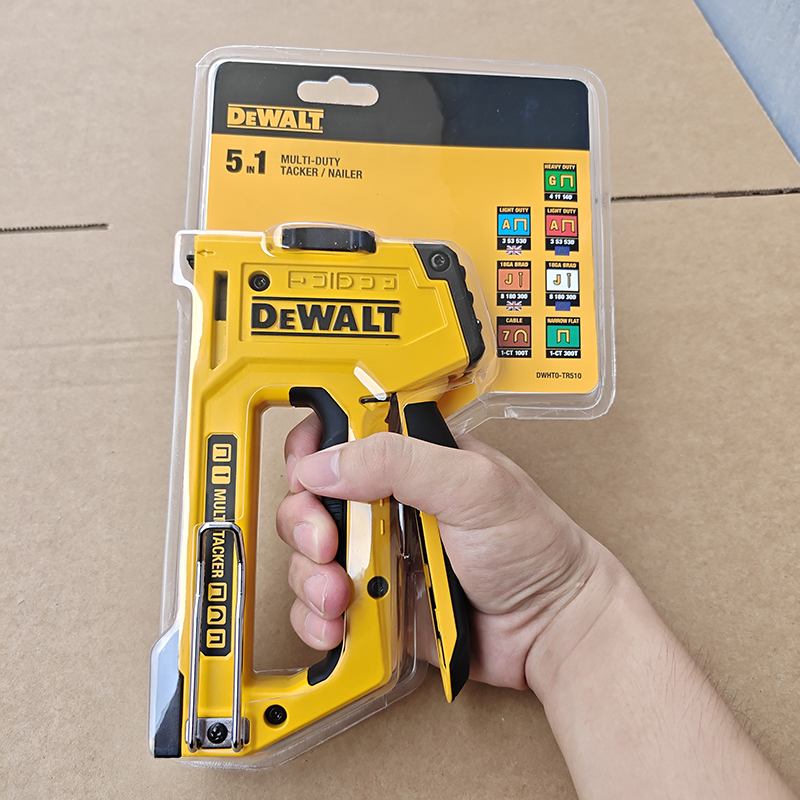 DeWALT DWHT0-TR510 5-in-1 Manu - Staple Gun Electric ulasan dan harga